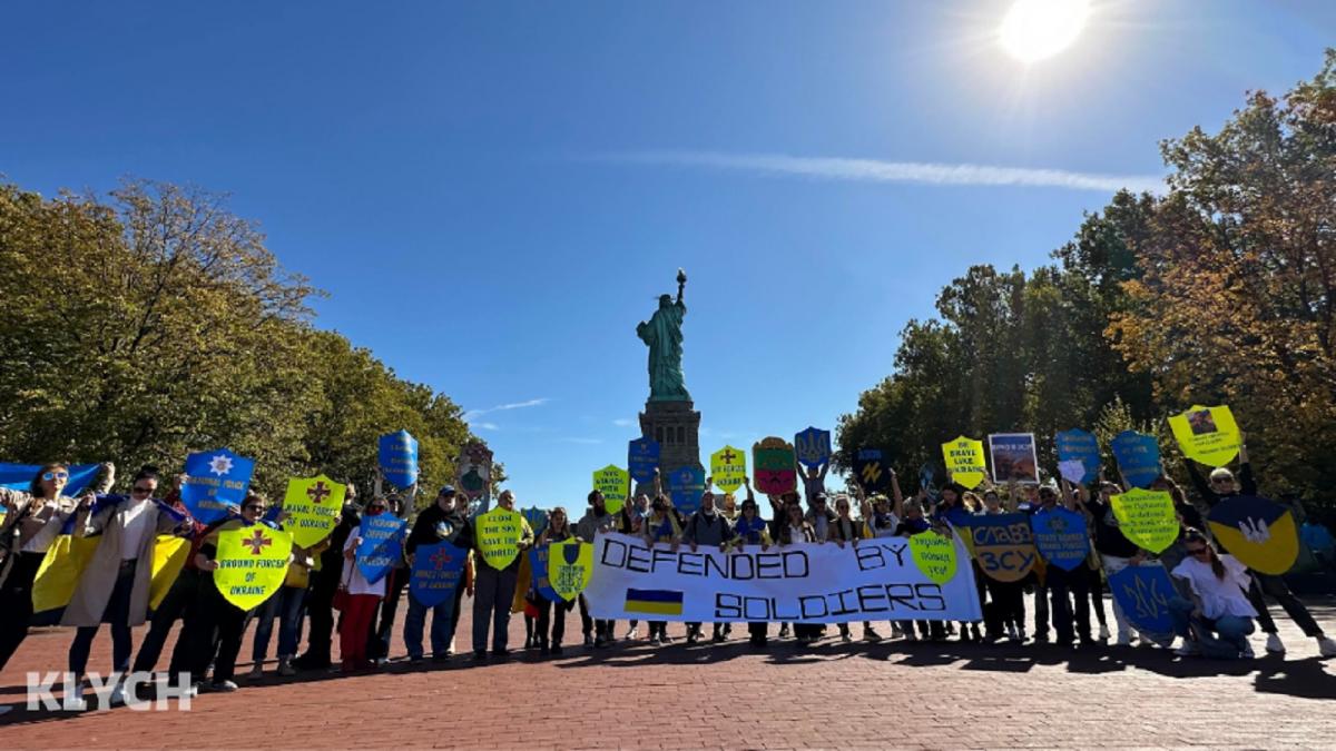 Від 'Повернись Живим', 'Ukrainer' та GogolFest: створено нову організацію, щоб посилити акції на підтримку України Від 'Повернись Живим', 'Ukrainer' та GogolFest: створено нову організацію, щоб посилити акції на підтримку України