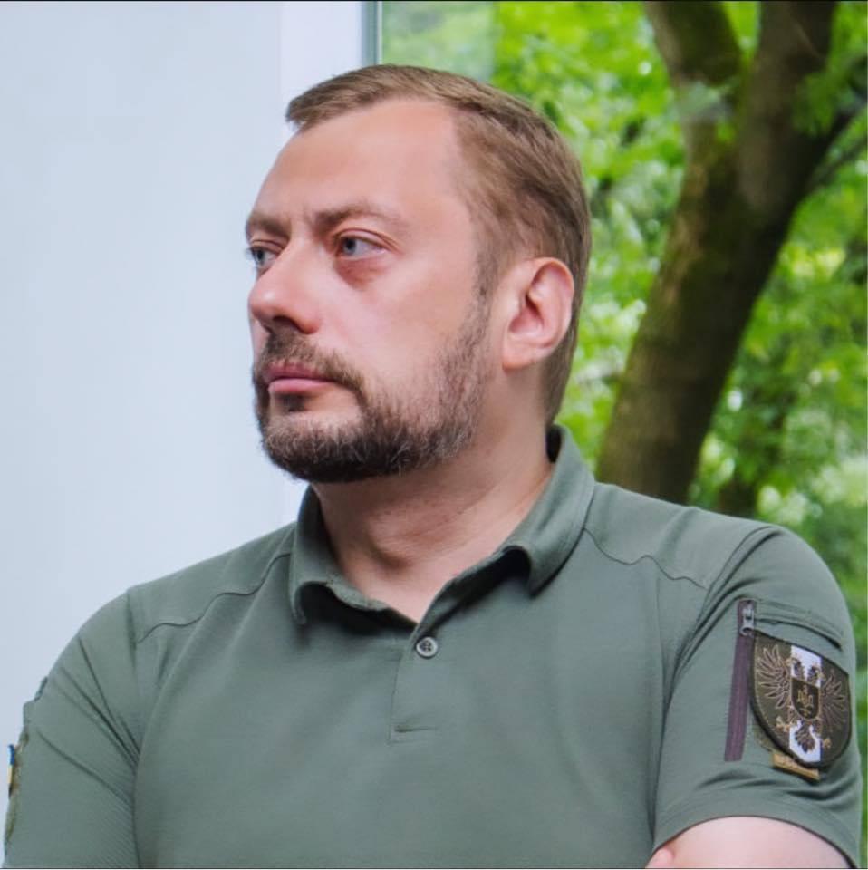 Чаус каже, що ще до повномасштабного вторгнення спробував таку опцію, як прямий ефір у Facebook. Йому дуже зайшло / фото Facebook В’ячеслава Чауса Чаус каже, що ще до повномасштабного вторгнення спробував таку опцію, як прямий ефір у Facebook. Йому дуже зайшло / фото Facebook В’ячеслава Чауса