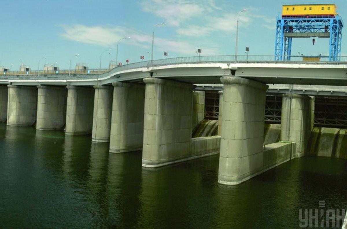 Окупанти підірвали каховську ГЕС / Фото УНІАН, Віталій Данильченко