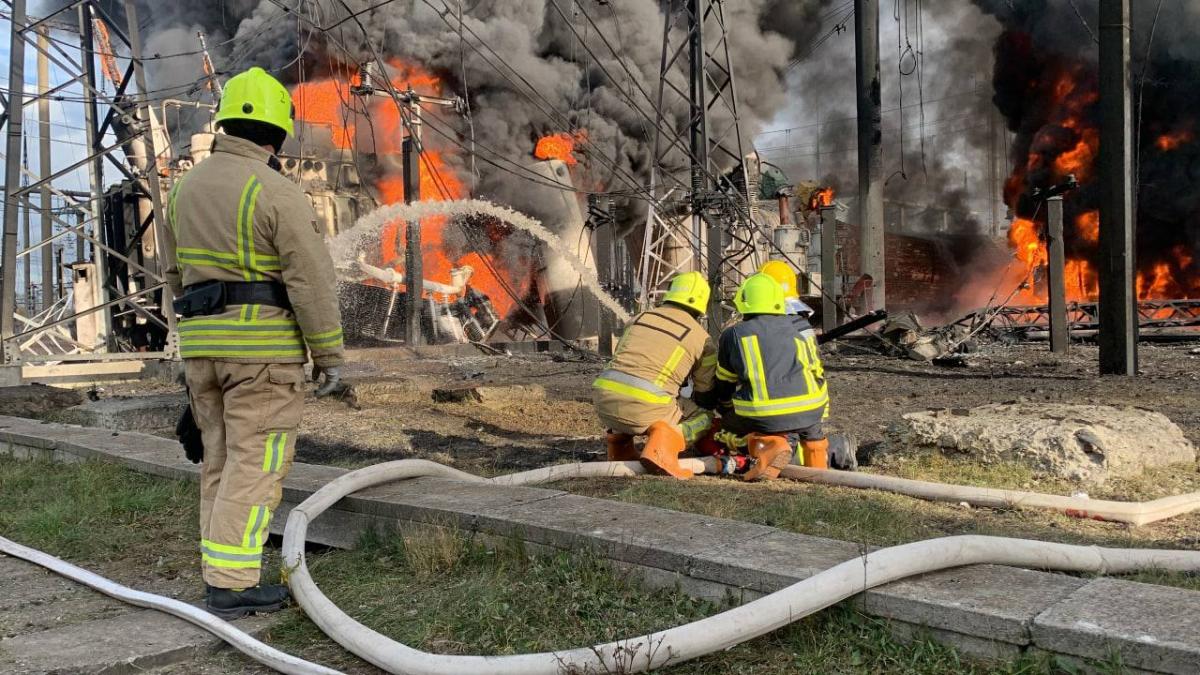 На Рівненщині від ракет окупантів постраждала енергетична система / фото Віталій Коваль На Рівненщині від ракет окупантів постраждала енергетична система / фото Віталій Коваль
