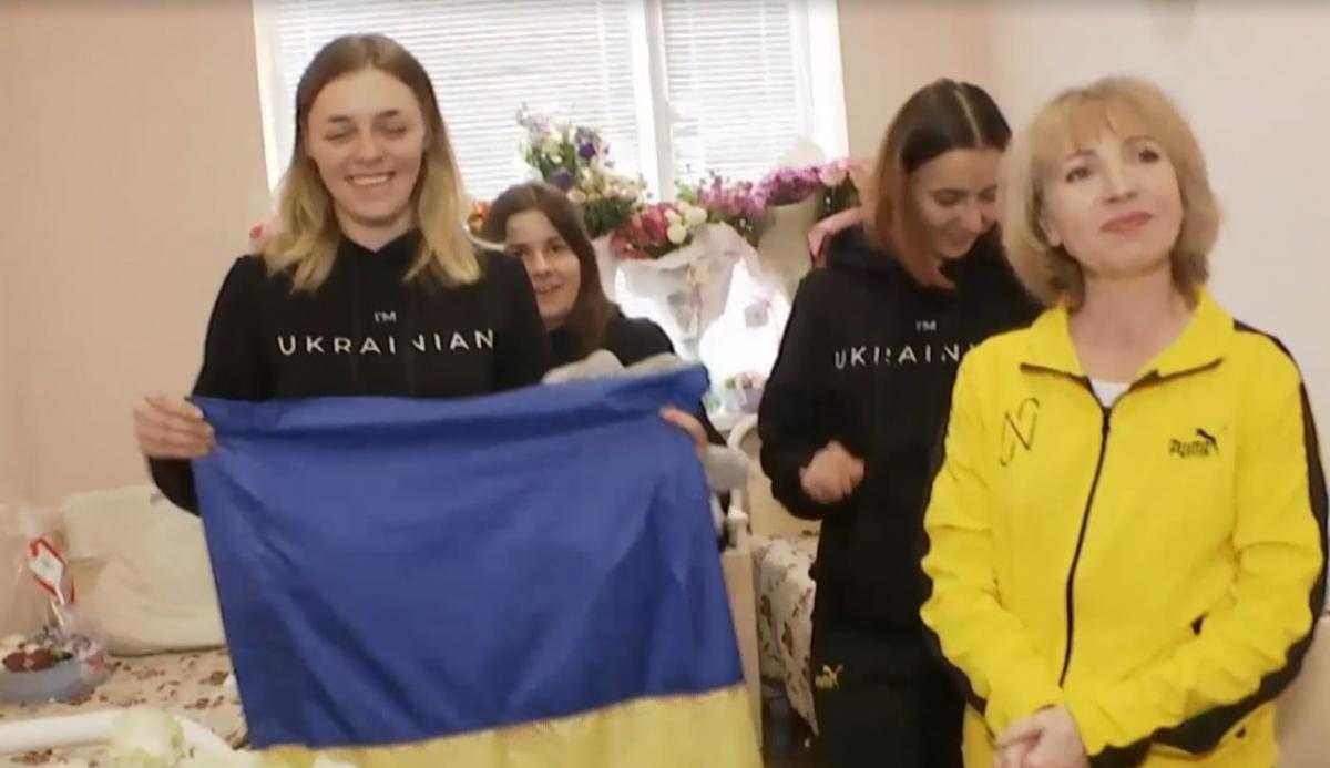 Вони потрапили до полону у Маріуполі / скриншот Вони потрапили до полону у Маріуполі / скриншот