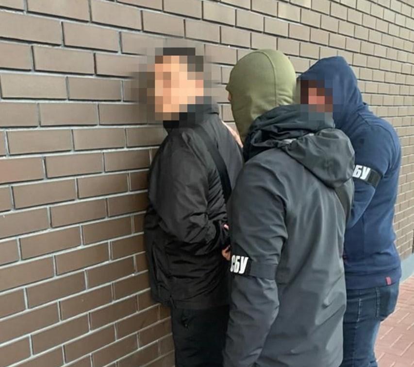 СБУ затримала банкіра і депутата, які допомагали ухилянтам / СБУ СБУ затримала банкіра і депутата, які допомагали ухилянтам / СБУ