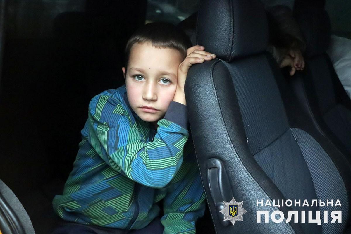 Two children were orphaned in the Donetsk region / photo dn.npu.gov.ua