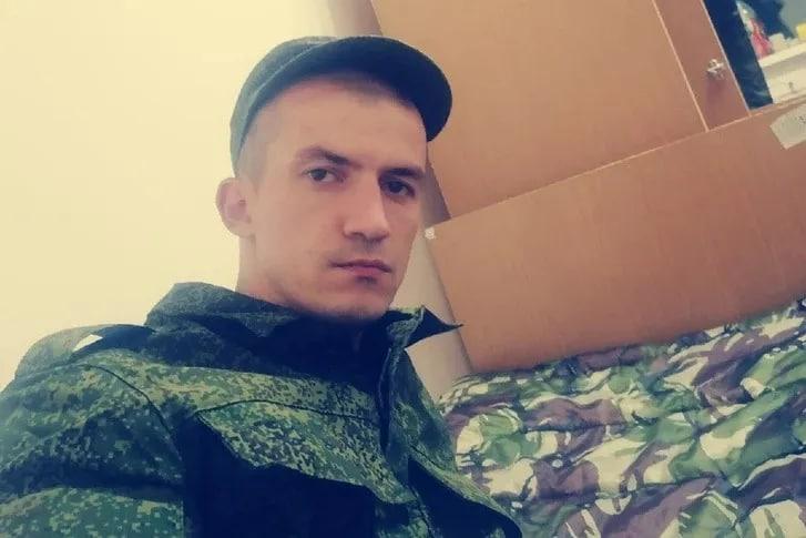 В РФ поховали першого ліквідованого "мобіка" / v1.ru В РФ поховали першого ліквідованого "мобіка" / v1.ru