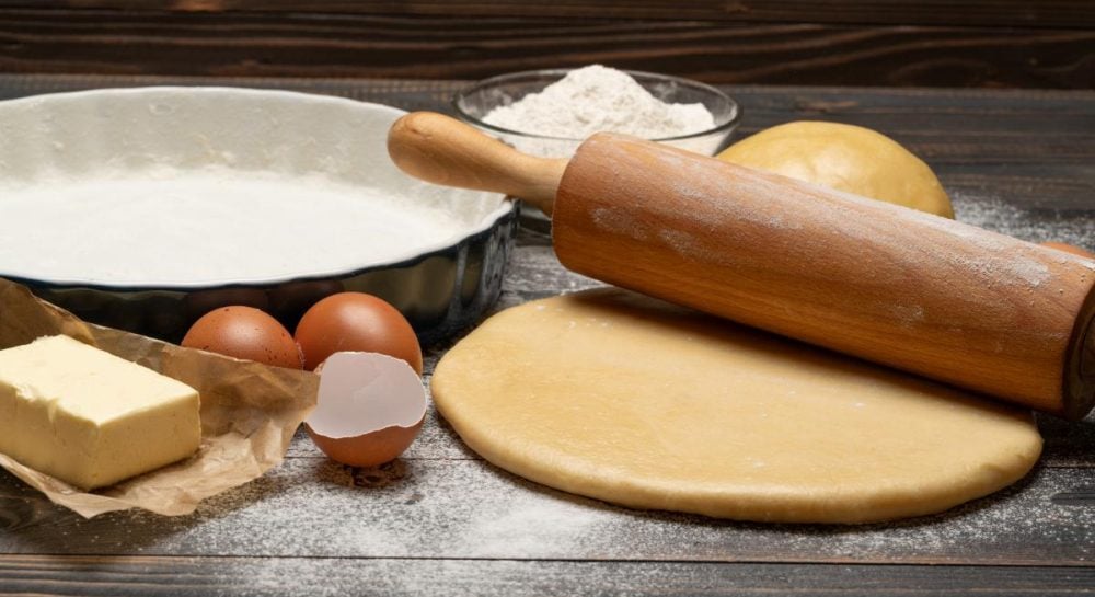Песочное тесто для пирога: рецепт нежной основы для соленой и сладкой выпечки
