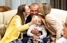 В Турции защитники "Азовстали" встретились со своими семьями (фото, видео)