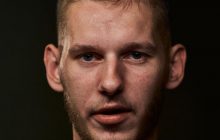 "Ці очі багато бачили": фотографи показали вражаючі знімки звільненого з полону "Ореста"