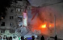 "Ганебні боягузи": в ОП показали наслідки нічного удару по багатоповерхівці в Запоріжжі