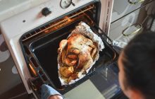 Как правильно запекать продукты в фольге: 5 секретов вкусного ужина