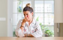 Неприятный запах в квартире: причины и способы устранения