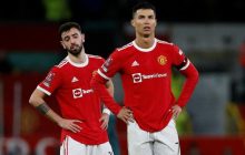 Спірний епізод: Роналду зловив суперника на помилці, але арбітр скасував гол і покарав португальця (відео)