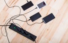 Смартфон медленно заряжается: причины и как с этим бороться