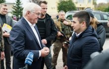 Президент Німеччини Штайнмаєр під час візиту до України провів годину в укритті (фото, відео)