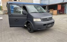 Favbet Foundation передал ВСУ два Volkswagen Transporter T5