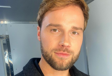 В сети эпично высмеяли перенос Холостяка и главного героя Топольского (видео)