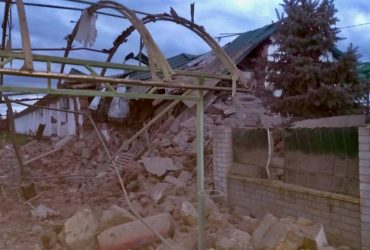 Росіяни випустили 30 снарядів з Градів по Нікополю: є поранені та руйнування (фото)