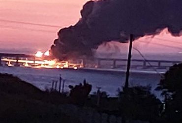 Российский оппозиционер рассказал, кто взорвал Крымский мост: две версии (видео)