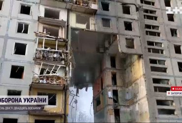 Нічний обстріл Запоріжжя: оперативні кадри із місця масової загибелі людей