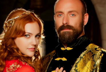 Секрети зваблювання: 5 технік Роксолани, перед якими не встоїть жоден чоловік