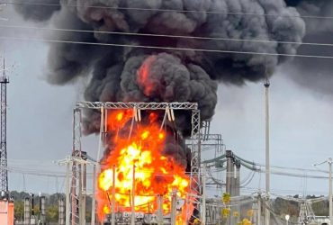 Так виглядає карма: у Росії поскаржилися на приліт – загорілася підстанція (фото, відео)