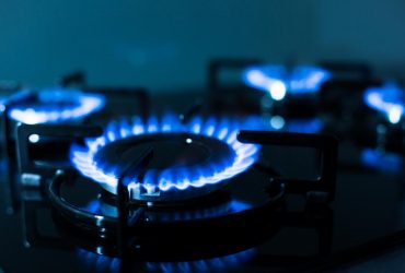 Світове падіння цін на газ: чи чекати українцям зменшення платіжок