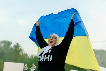 Вєрка Сердючка показала свою маму без гриму: Вона така молода! (фото)