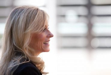 Мама сказала, что Бог наказал её, дав меня: соцсеть растрогала жестокая семейная история