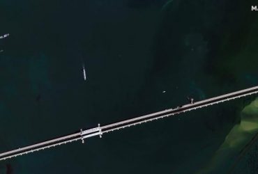 Maxar показав, який вигляд зараз має Кримський міст (фото)