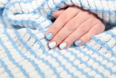 Маникюр на осень-зиму 2022: названы главные новинки  сезона