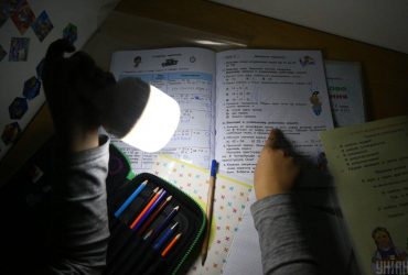 Київ повернули до відключень світла за графіком