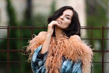 40-річна Надія Мейхер блиснула сідницями без білизни (фото)