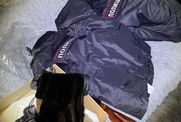 Российская тушенка и полицейская форма: десятку экс-правоохранителей Волчанска сообщили о подозрении в госизмене (фото)