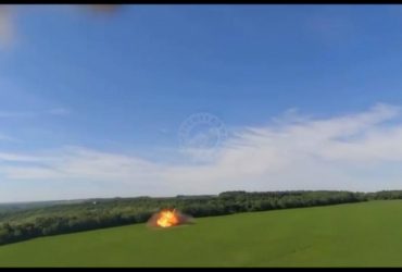 ЗСУ приземлили російську пташку: пілот катапультувався та зняв це на відео