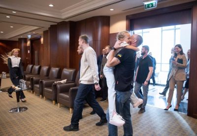 Фото Звільнені з полону командири з ''Азовсталі'', які перебувають у Туреччині, зустрілися зі своїми родинами 03 жовтня 2022