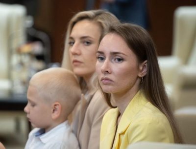 Фото Звільнені з полону командири з ''Азовсталі'', які перебувають у Туреччині, зустрілися зі своїми родинами 03 жовтня 2022