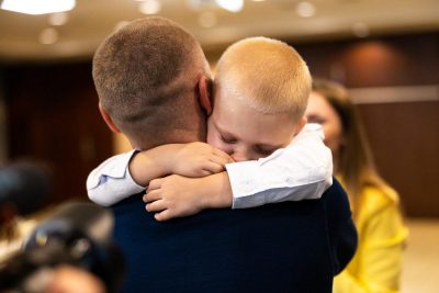 Фото Звільнені з полону командири з ''Азовсталі'', які перебувають у Туреччині, зустрілися зі своїми родинами 03 жовтня 2022