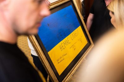 Фото Звільнені з полону командири з ''Азовсталі'', які перебувають у Туреччині, зустрілися зі своїми родинами 03 жовтня 2022