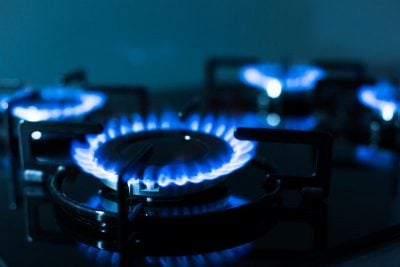 Постачальники показали нові тарифи на газ у червні: скільки платитимуть українці