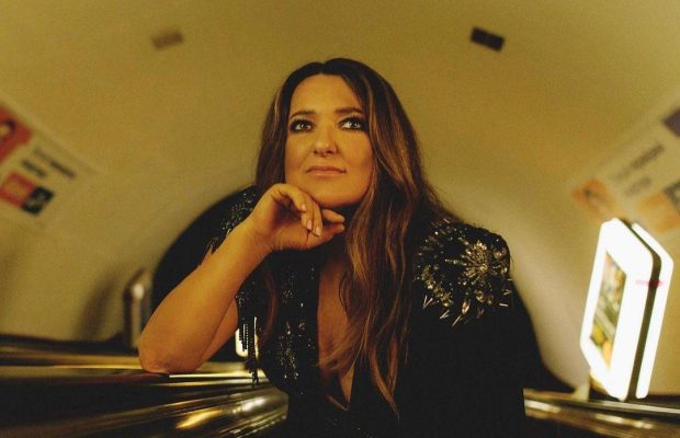 Танцюрист Могилевської з мамою потрапив під обстріл у Запоріжжі: жінка загинула