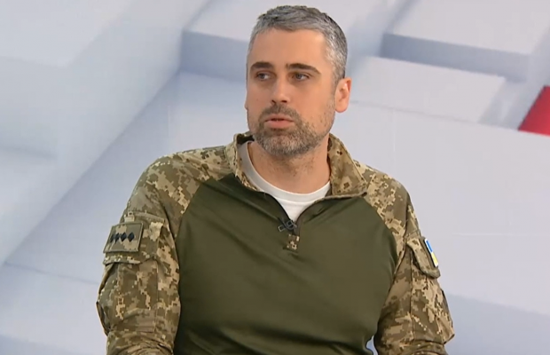 Український режисер з позивним "Харон" розповів про свою "чорну" роботу на фронті (відео)