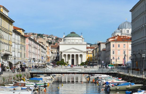 Популярный регион в Италии оплатит туристам проезд в поездах ради экологии