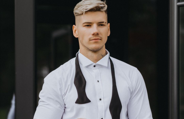 "Після того, як ледь не зарізав": через чотири роки з'явився батько Олександра Волошина