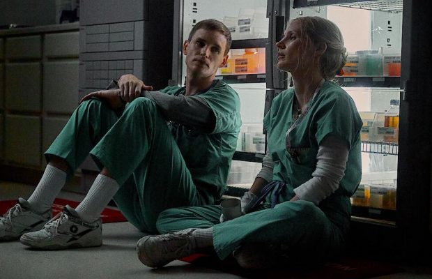 "Нация футбола", "Хороший медбрат" и "На Западном фронте без перемен": главные киноновинки недели