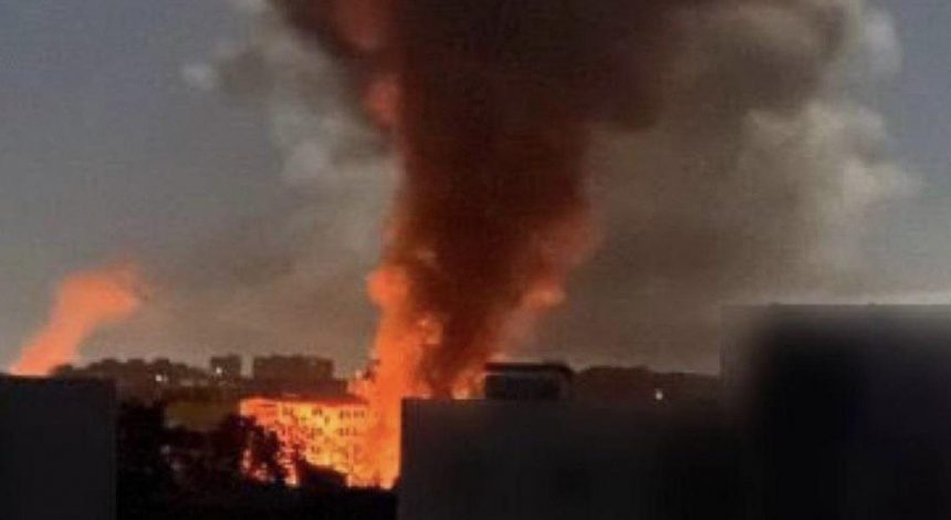 Російські окупанти обстріляли центральну частину Харкова, в місті виникли пожежі