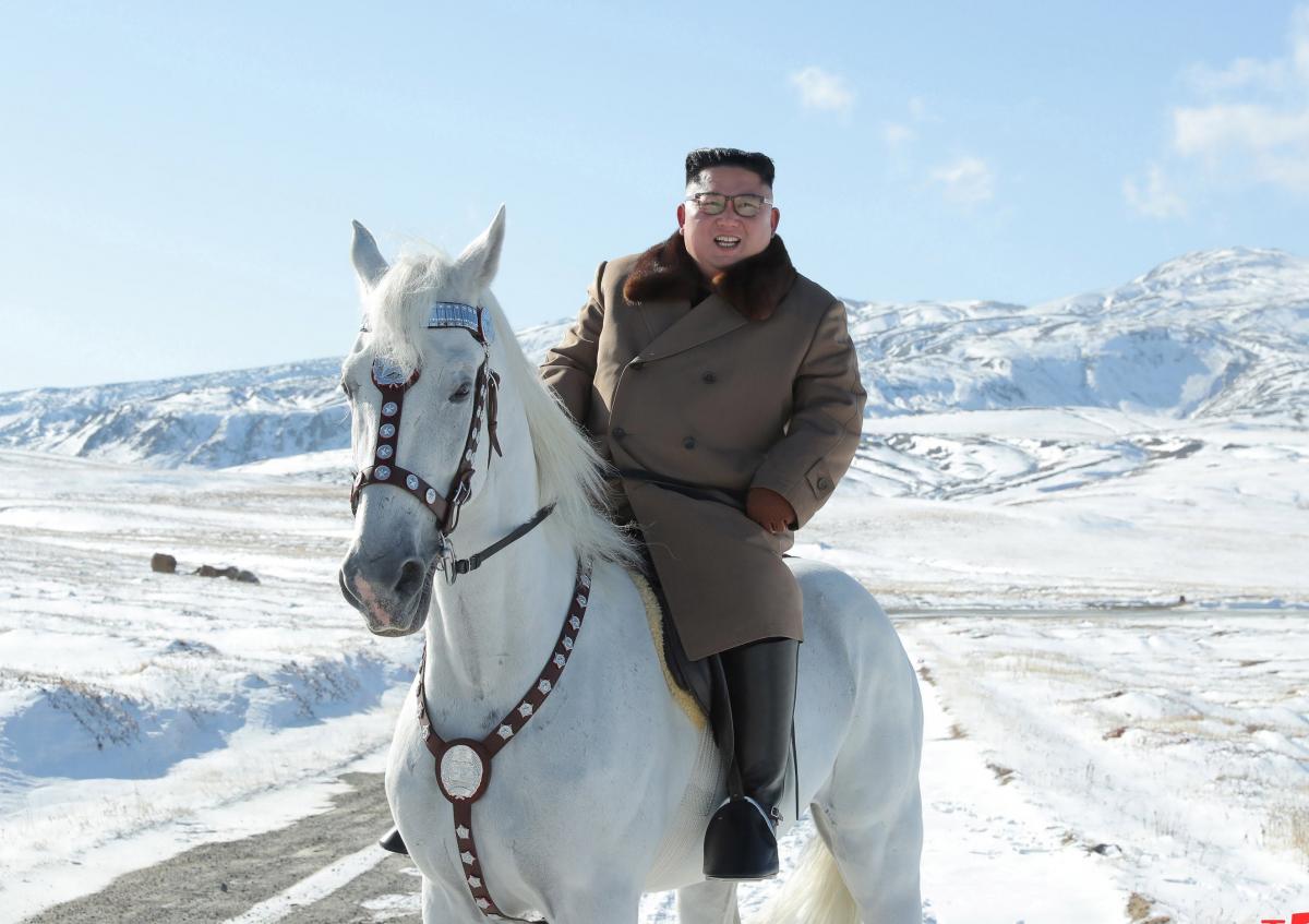 Kim Jong-un received a gift from Putin / CTAC