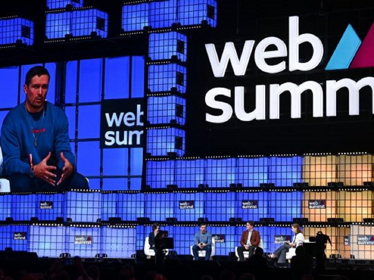 Усик и Parimatch на Web Summit: 'Украинцы - свет, который сияет на весь мир' Усик и Parimatch на Web Summit: 'Украинцы - свет, который сияет на весь мир'