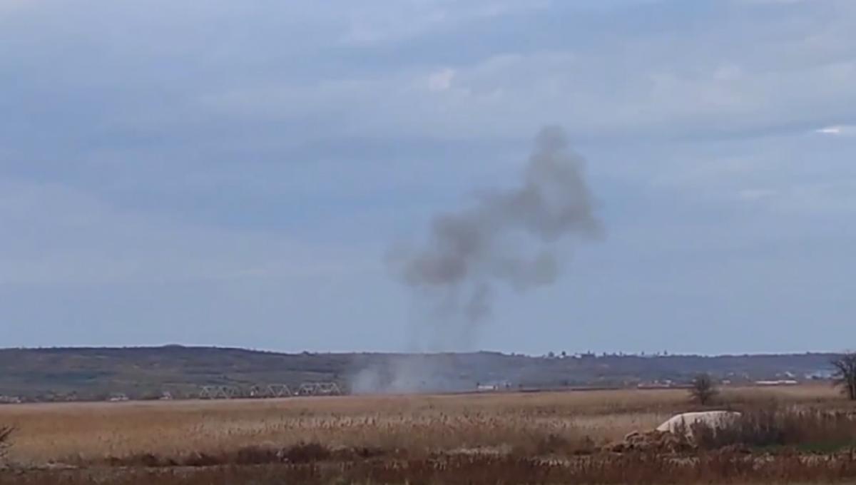 Вибухи на базі росіян у Мелітополі / Скріншот Вибухи на базі росіян у Мелітополі / Скріншот