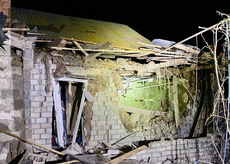 Враг в Днепропетровской области обстрелял жилые дома / фото t.me/dnipropetrovskaODA