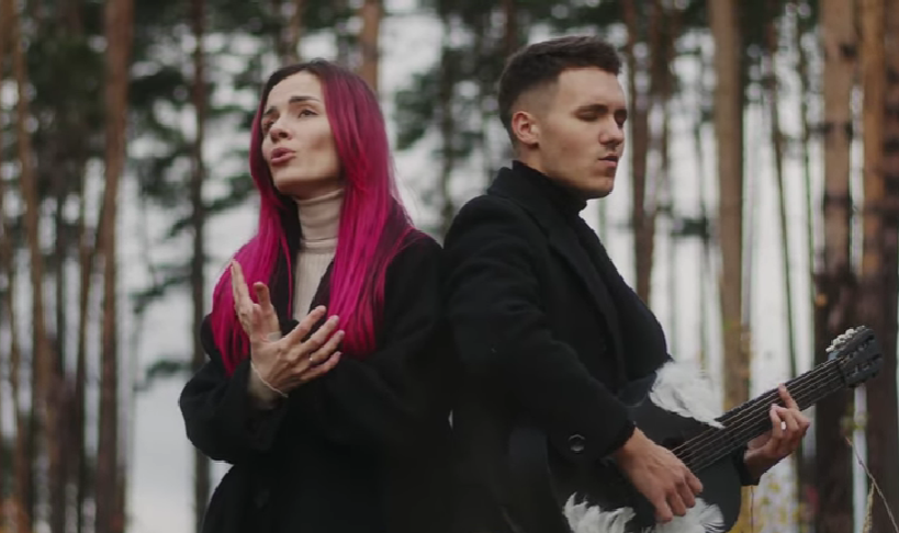 Певица выпустила новую песню / Скриншот YouTube Певица выпустила новую песню / Скриншот YouTube
