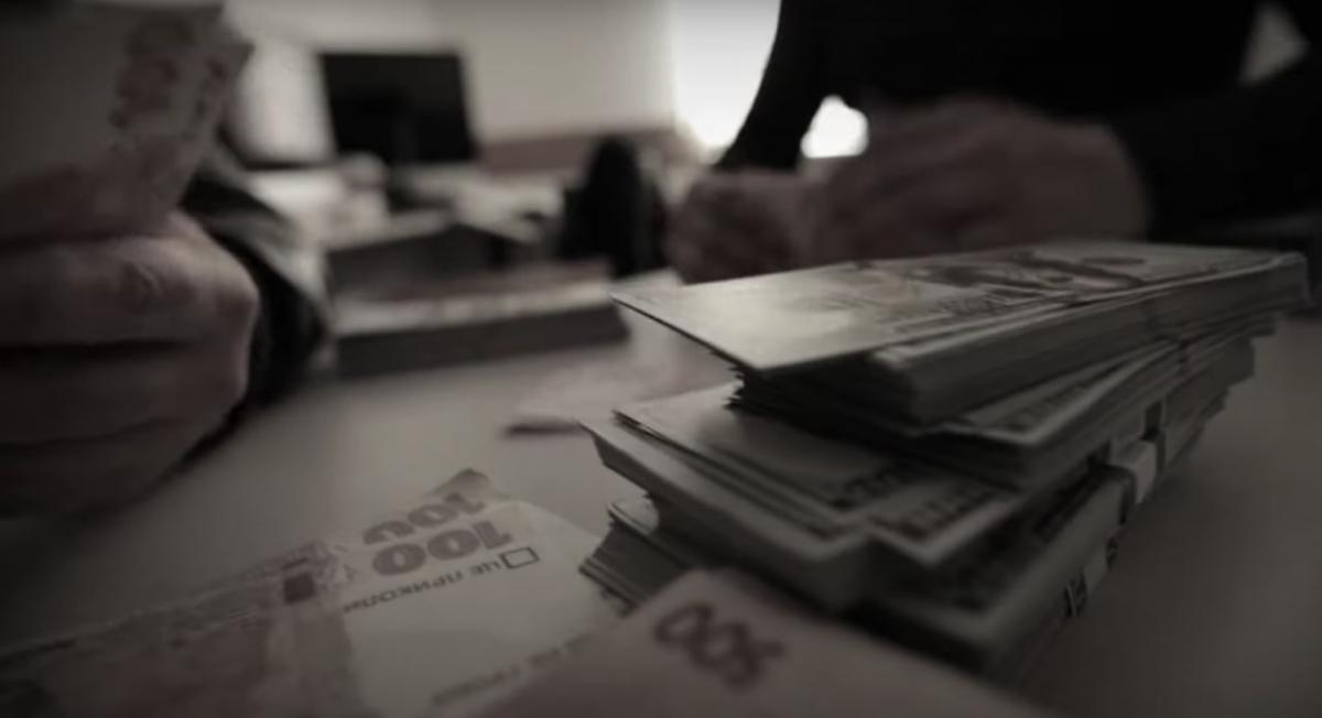 Як заробляти мільйони доларів на заводі, якого нема - схема від УАФ Андрія Павелка Як заробляти мільйони доларів на заводі, якого нема - схема від УАФ Андрія Павелка